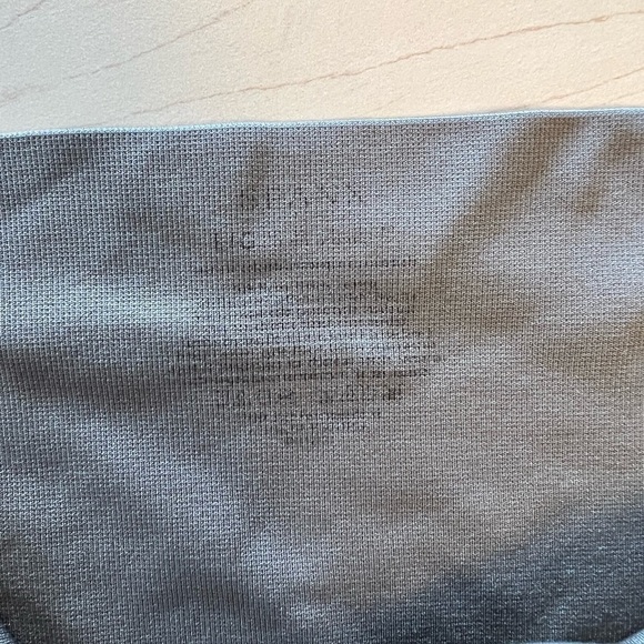 Spanx Look at Me Now Seamless Cropped Leggings in Sage Camo - Picture 10 of 11